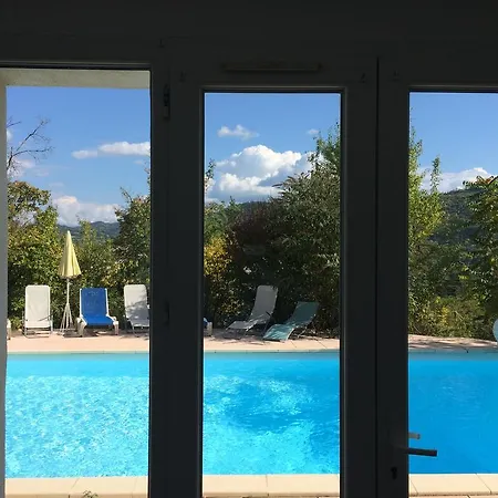 Indépendant Dans Avec Piscine à