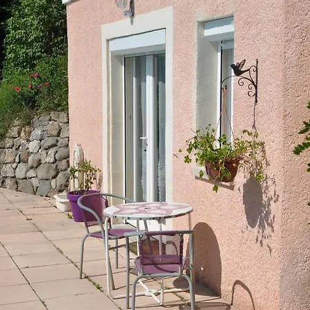 Indépendant Dans Avec Piscine à Apartamento Gap
